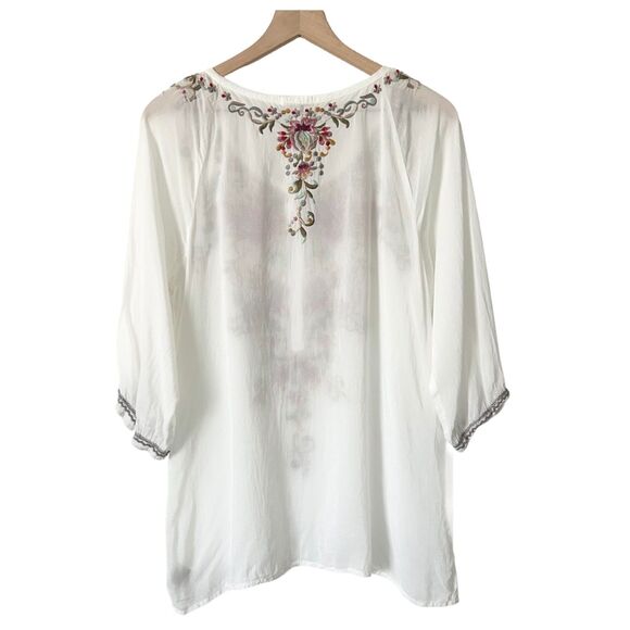 Johnny Was Embroidered 3/4 Sleeve V-Neck Blouse Cupra Rayon Size Small - Picture 3 of 6